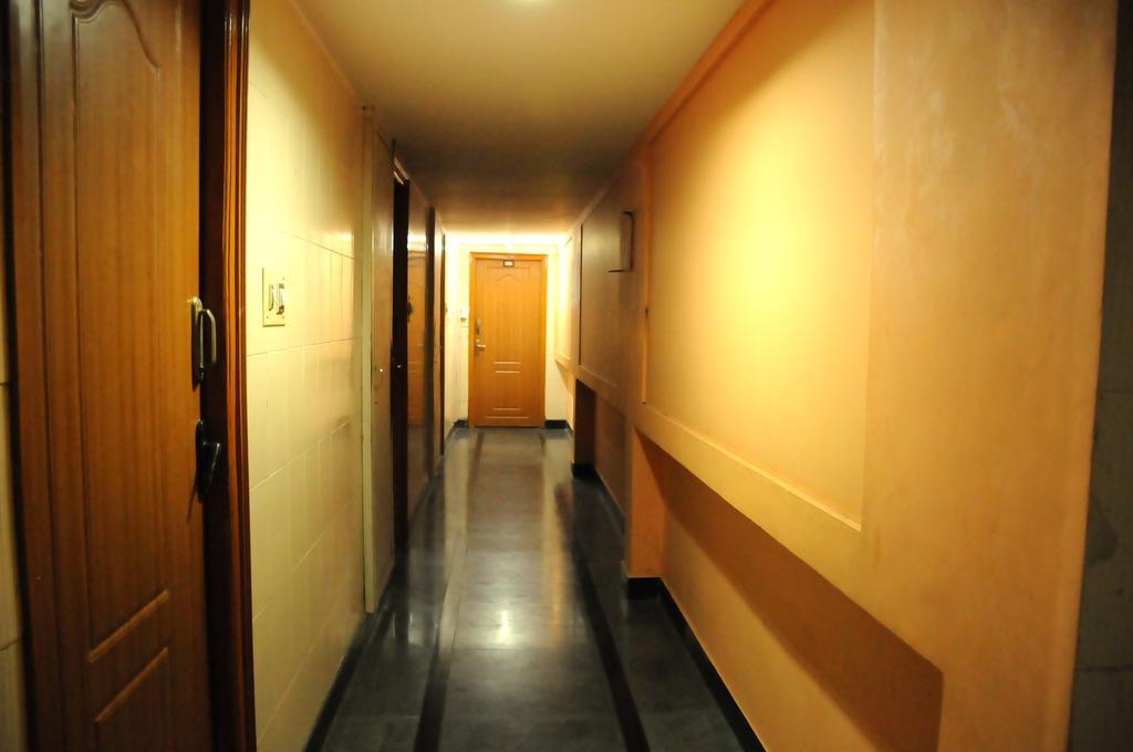 Hotel V.K.Residency Tirupati Exterior foto