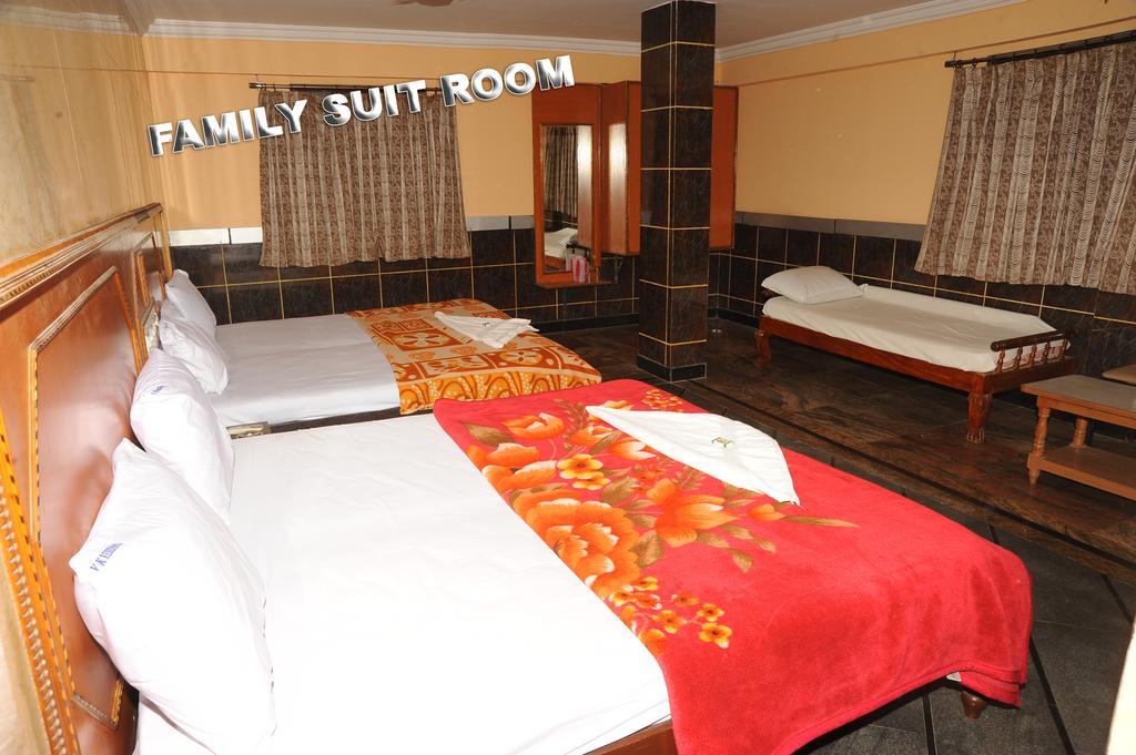 Hotel V.K.Residency Tirupati Exterior foto