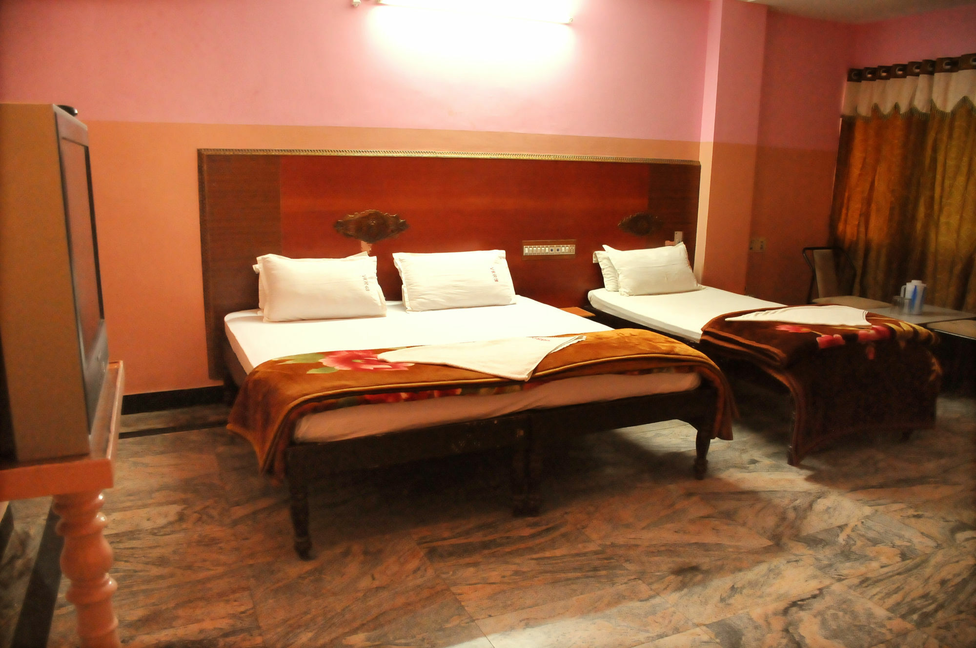 Hotel V.K.Residency Tirupati Exterior foto